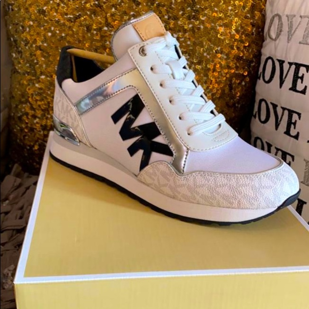 New with box!! Never used